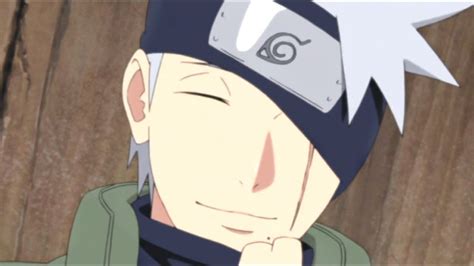 . . When does kakashi show his face